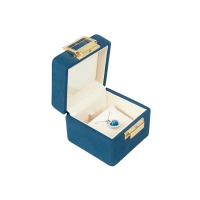 China Luxury Blue Wholesale Velvet Luxury Wooden Jewelry Microfiber Pendant Box for sale