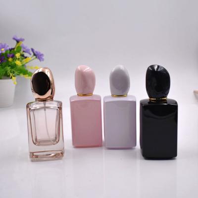 China 50ml Personal Care Perfume Bottles Glass Atomizer New Empty Luxury Glass Bottle With Spray Applicator for sale