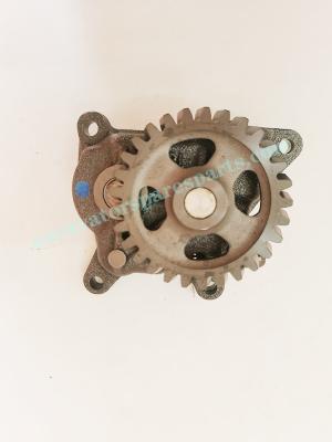 China ZAX330 ZAX350 Hitachi Excavator Oil Pump 1131003131 For Isuzu Cylinder Engines for sale