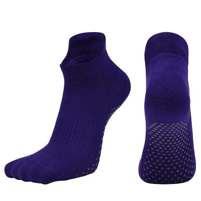 China High Quality Breathable QUICK DRY Yoga Socks Non Slip Cotton Women Autumn Yoga Pilates Sock With Grips for sale