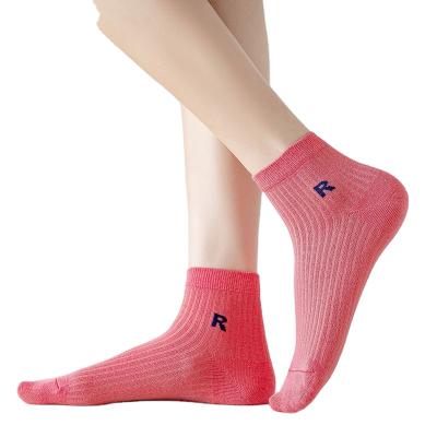 China 2021 professional non skid fashion socks korean fashion socks QUICK DRY non for women for sale