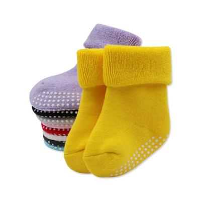 China Custom Logo Toddler Non Slip Ankle QUICK DRY Ankle Boots Boys Infant Girls Anti Grip Baby Kids Skid Socks for sale