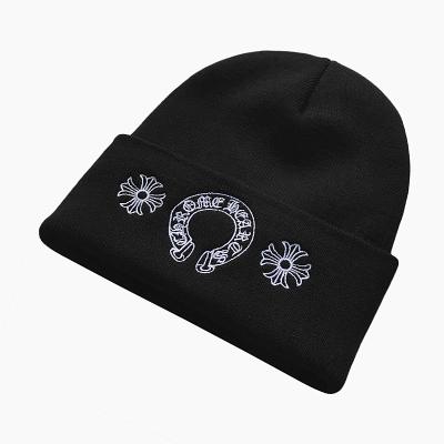 China COMMON Fashionable Custom Embroidery Logo Solid Color Warm Winter Beanie Knit Hat for sale