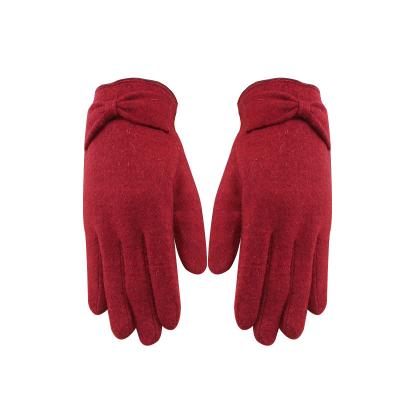 China Soft Leather Gloves Winter touch screen gloves cute cashmere warm thickened cashmere driving and riding sheep gloves wholesale for sale