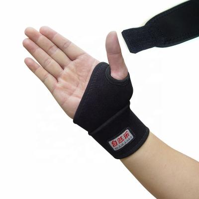 China Adjustable Elasticity Breathable Custom Boxing Wrist Wraps Elastic Wrist Band Gym Gloves With Wrist Support for sale