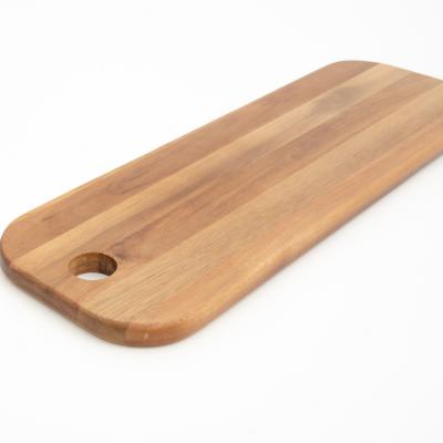 China Viable high quality multifunctional wooden cutting boards wholesale kitchen tableware with engrave for sale