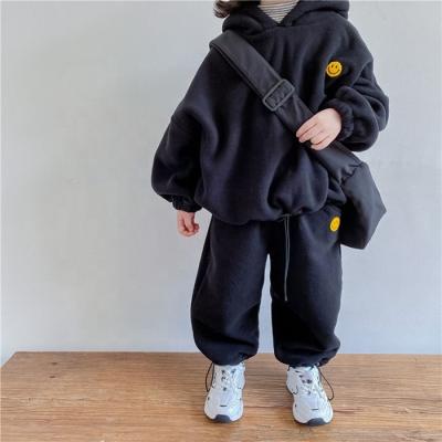 China BILLION Custom Kids Breathable Tracksuit Winter Tracksuits For Kids Sweat Suits Design for sale