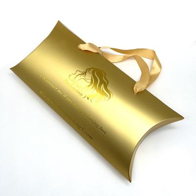 China Custom Recycled Materials Christmas Gold Pillow Shape Candy Packaging Gift Box With Gold Artwork for sale