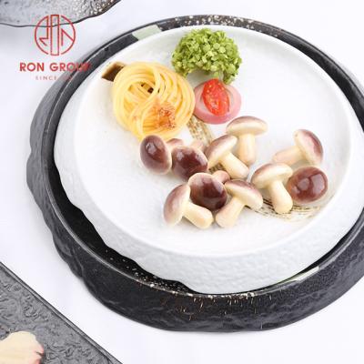 China Sustainable Tai Chi Tableware Sets Ceramic Dish For Restaurant Round Ceramic Dish for sale