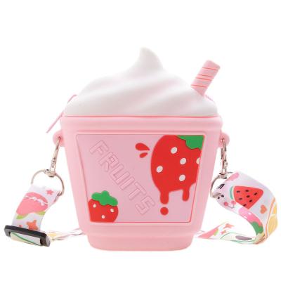 China Mini Rubber Jelly Crossbodybag Kids Purses Lightweight Hot Designer Gift Bags For Girls, Women 2021 for sale