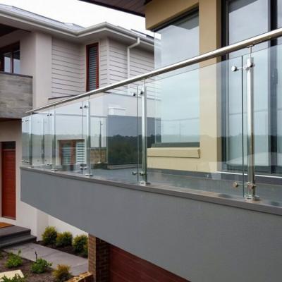 China Modern Glass Balustrade, Exterior Frameless Glass Balustrade And Stainless Steel Railings for sale