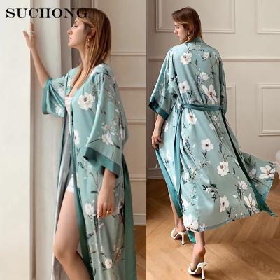 China 2022 New Product Silk Satin Kimono Style Long Robes Women Luxury QUICK DRY Ideas Robe-pour-femm For Family Party for sale