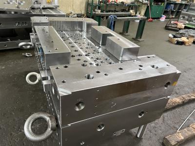 China S50C 1.2738 Hasco Mold Base , Plastic Injection Standard Mould Base for sale