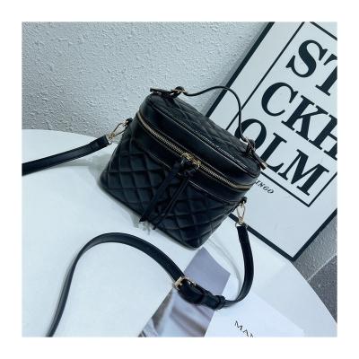 China Other Seasonal Popular Female Literary Trend Women's Mini Bag Designer Mini Bucket Bag for sale