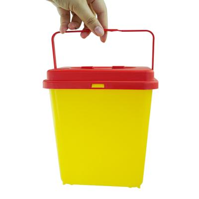 China Disposal PP Square Hazardous Waste Collector Handle Medical Lift Sharps Waste Container 3L 0.65 Gallon For Used Syringes for sale