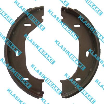 China Auto Part FN0514 S901 GS8219 FSB92/FSB092 LS1370 325617B BS1721/BS3016 LPR00010 Brake Shoes Scratching ZAPATAS DE FRENO SAPATAS De FREIO for sale
