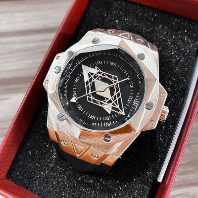 China New Fashion Water Resistant Waterproof Men's Watches Men's Luxury Wrist Watch Quartz Watches for sale