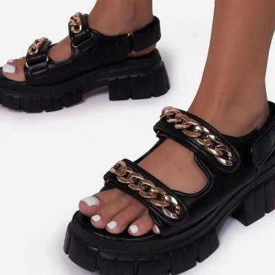 China CUSHIONING Lottie Chain Detail Band Toe Ladies Open Toe Gladiator Sandals Women Chunky Causal Sole Open Toe Shoes For Summer Fashion for sale