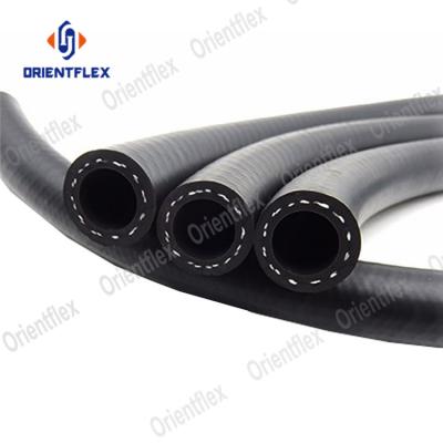 China Shock absorption and aging resistant 25mm 19mm SAE j30 heavy duty fuel reinforced rubber fuel line oil hose for fuel injection for sale