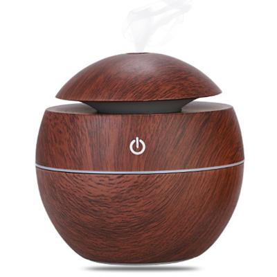 China Good for Health OEM Mini Ball Shape USB 200ML Car Humidifier Mini Led 7 Colored Night Light Air Aroma Humidifier Bottle Essential Oil Diffuser for sale