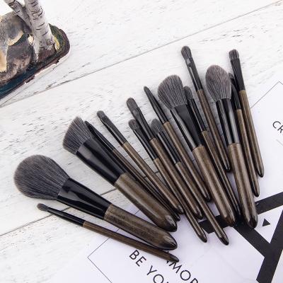 China Professional Custom Logo Hair Makeup Brushes With Synthetic Foundation Powder Set Brush Face Wooden Handle for sale