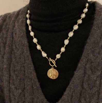 China AZL Luxury Environmentally Friendly High Sense Of Baroque Freshwater Sweater Women Long Pearl Clavicle Chain Necklace for sale