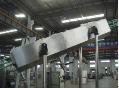 China PET Can Filling Machine for Carbonated Drinks / Beer / Energy Drink 10,000 Cans / Hour for sale