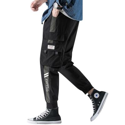 China Anti-pilling New Design Streetwear Cargo Pants Mens Cargo Joggers Pants With Side Pockets for sale