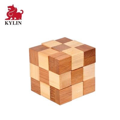 China Custom Wooden Brain Teaser Puzzle Game Kids Lock Brain Toy Exercise kongming for sale