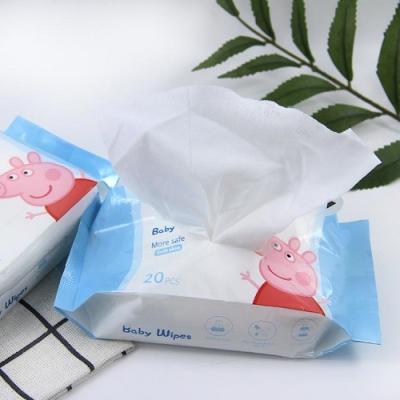 China Skin Friendly Bamboo Baby Wipes Biodegradable 120pcs Eco Friendly for sale