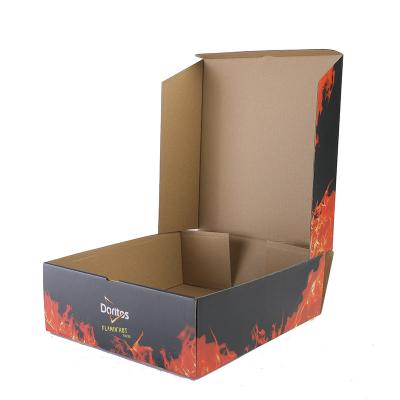 China New Recycled Materials Special Design With Custom Window Logo Printed Recyclable Cardboard Paper Boxes Lash Box Packaging for sale