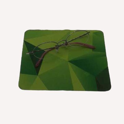 China Sustainable Size Custom Microfiber Cloth For Cleaning Glasses for sale