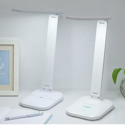 China Residential foldable mini usb led desk lamp Dimmable LED touch control rechargeable tabal lamp for sale