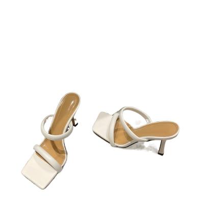 China Deodorization 2022 white women cheap heeled sandals black comfortable heeled sandals for sale