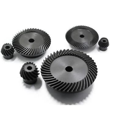 Cina Grandi moduli a spirale Bevel Gear Forgia di alta qualità Grande ruota corona Pinion Produttore professionale in vendita