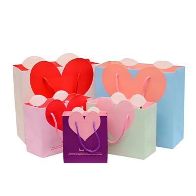 China Recyclable Handmade Present Gift Bag Document Bag With Craft Handmade Wedding Package Box Favors Birthday Party Bags /Candy Cake Packaging for sale