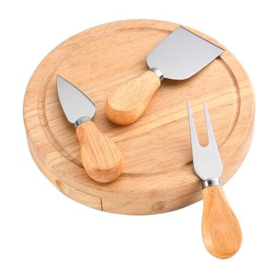 China Sustainable 4 Piece Cheese Knives Set Cheese Board With Rubber Wood Handle for sale