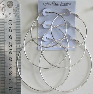 China Wire Trio Circle Earring Set 3 Size Round Metal Ring Earring for sale