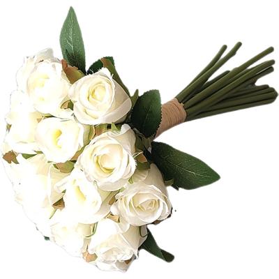 China Wholesale Fashion Silk+plastic Artificial Flowers Rose Hand Bouquet Wedding Decoration Bouquet for sale