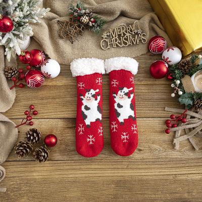 China FINETOOW New QUICK DRY Autumn And Winter Color Cotton Christmas Stocking Big Red Christmas Stocking Cartoon Knit Christmas Socks Handsome for sale