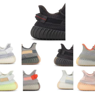 China Cushioning Wholesale Yeezy 350 Breathable Unisex Running Shoes Original Reflective Yeezy 350 Zebra V2 Custom Sneakers Casual Walking Shoes for sale