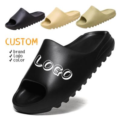 China Anti-Smell New Custom Design LOGO Brand Slippers Platform Good Quality Yeezy Slider Running GETA Super Soft Slipper Yeezy Custom Shoes for sale