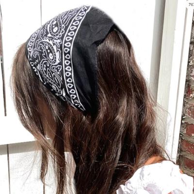 China 2021 New Fashion Print Hair Bandana Bohemian Bands For Women Girl Multifunctional Square Turban Headband Hair Accessories Headwear for sale