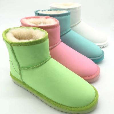 China 2020 Glow-in-the-Dark Autumn New Arrival Waterproof Women Real Cow Macarons Snow Boots Kids Boots Real Fur Leather Waterproof Wool Waterproof for sale