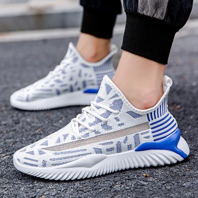 China Quick-Dry Fashion Casual Breathable Lightweight Coconut Shoes Fitness Hollow Korean Student Soft Bottom Men Sports Shoes Running Shoes for sale