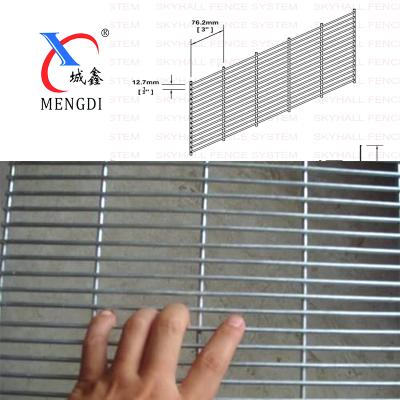 China Anping 358 High Quality Security Anti Climb Easily Assembled Mesh Fence Supplier For Prison for sale