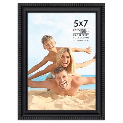 China Modern Home Decoration 5x7 Inch Picture Frame Modern Funky Artwork Solid Creative Photo Frames for sale