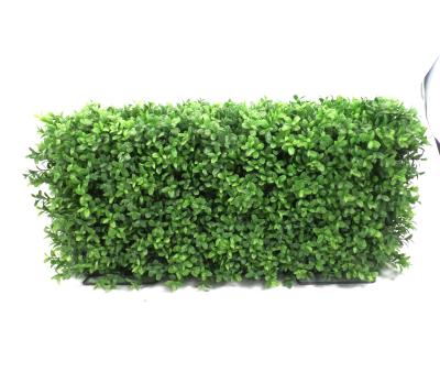 China Garden Ornaments China Manufacture Artificial Boxwood Hedge Boxwood Privacy Screen Boxwood Hedge Trimmed Topiary With Flower for sale