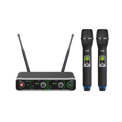 China Wireless Microphone UHF PLL Two Wireless Microphone Systems Presetiing With 3 Frequency Groups for sale