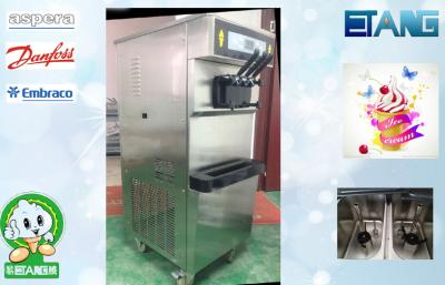 China Máquina congelada servicio suave de alto rendimiento del helado de 3 fases, 50 litros/hora 3 de sabores en venta